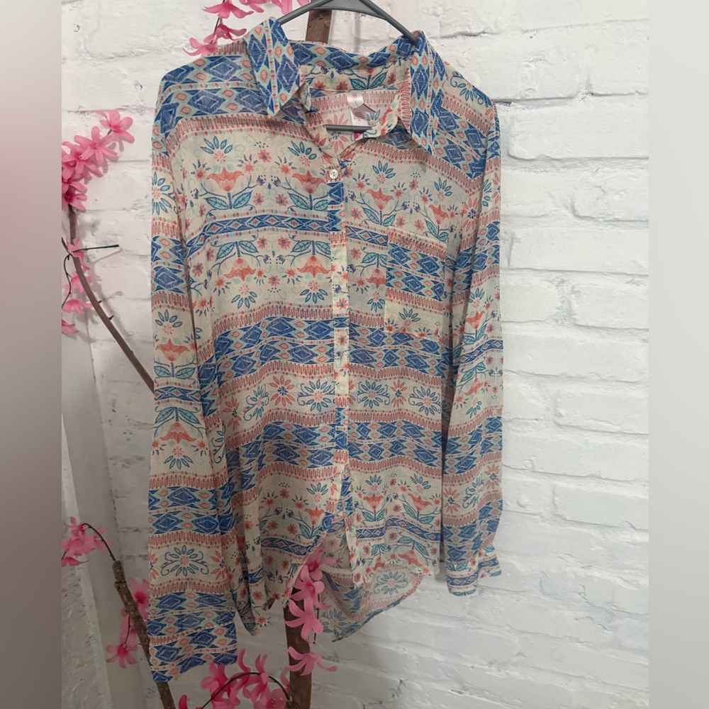 No Boundaries Printed Button-Up Shirt in Cream, Blue & Coral